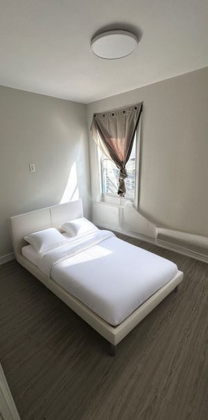 For Lease - 25 Howard Street Unit# APT 1 - Rm B, Toronto, Ontario - Photo 1