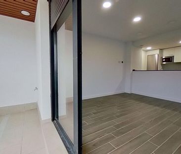 Piso de alquiler en Calle de la Ilusión, El Cañaveral - Photo 3