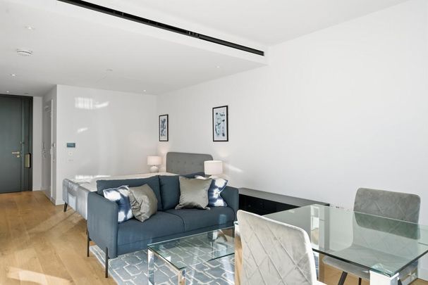 Studio to rent - Photo 1