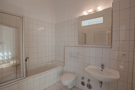 TOP Singleapartment mit EBK inkl. WM, Parkett und Wanne. - Foto 4