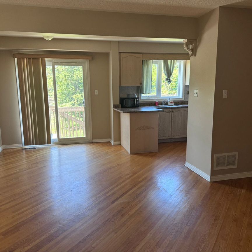 For Lease - 1591 South Parade Court Unit# 30, Mississauga, Ontario - Photo 1
