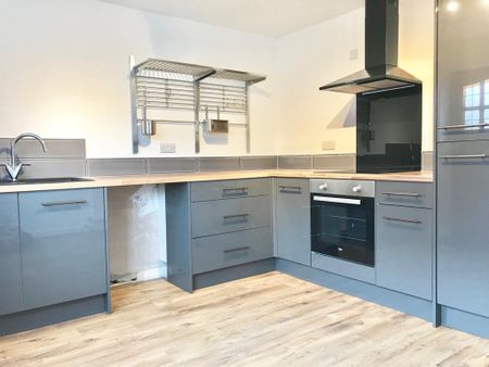 Romford Avenue, Leeds, Morley - Photo 4