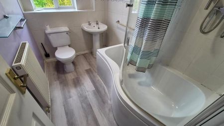 2 bedroom terraced house to rent - Photo 3