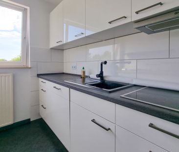 Modernisierte u. renovierte 3-Zi.-Wohnung mit Wintergarten-Balkon, ... - Foto 4