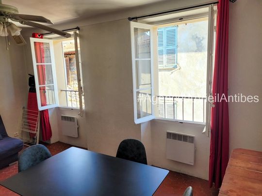 Vieil Antibes, 2p de 28 m² loué meublé à l'année - Photo 1