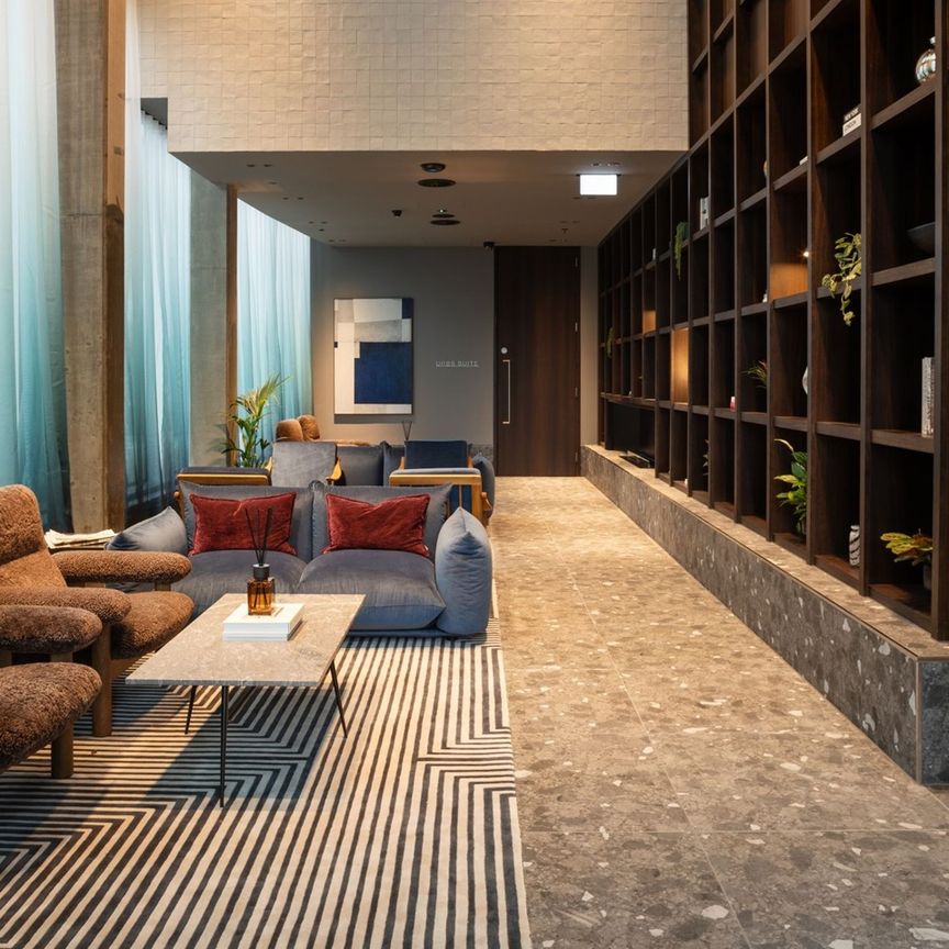 1 Bed Flat, Trinity Way, M3 - Photo 1