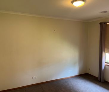 Neat And Tidy Two Bedroom Unit- Only 2 On The Block - Photo 5