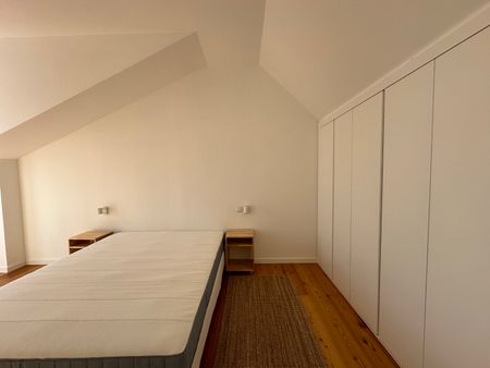 Apartamento T1 Novo, mobilado, anual, no Centro Pombalino de Vila Real de Santo António. - Photo 3