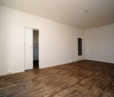 Helle 3-Raum-Wohnung mit großem Balkon & Aufzug! - Photo 1