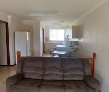 FURNISHED UNIT IN A QUIET LOCATION! - Photo 2