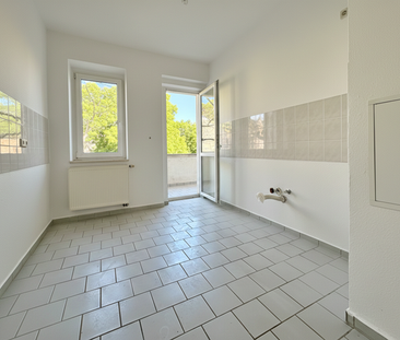 Gemütliche 3-Raum-Wohnung im 1. Obergeschoss - frisch renoviert - Photo 3