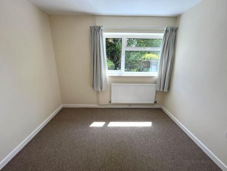 2 bedroom bungalow to rent - Photo 3