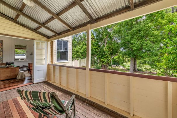 Gorgeous Queenslander with views to Mt Cooroora - Photo 1