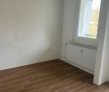 Nachmieter gesucht: Vonovia 2 1/2 Raum Wohnung - Photo 3