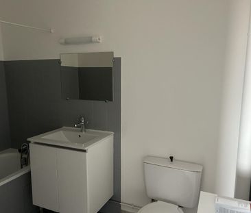 Location Appartement 1 pièce 23m² RIORGES 42153 - Photo 3