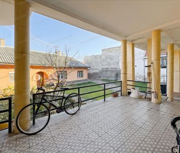 Kiadó átlagos állapotú lakás - Kecskemét - Photo 2