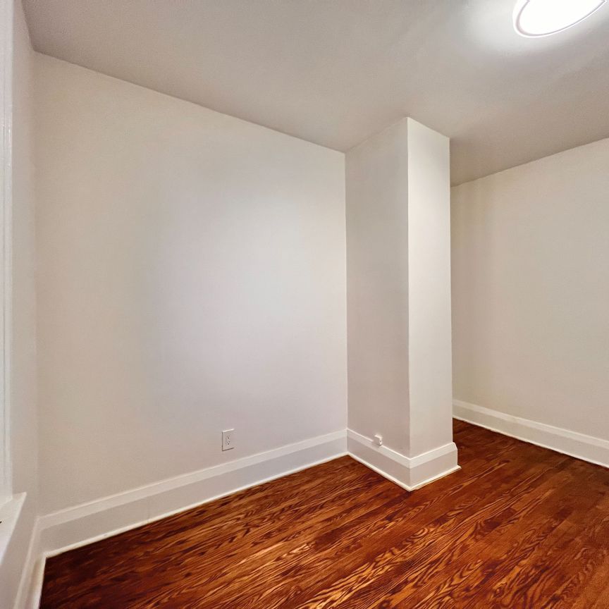 For Lease - 524 Eglinton Avenue, Toronto, Ontario - Photo 1