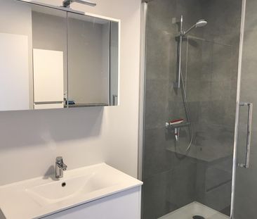 Ruim appartement met terras in het centrum van Tessenderlo - Photo 2