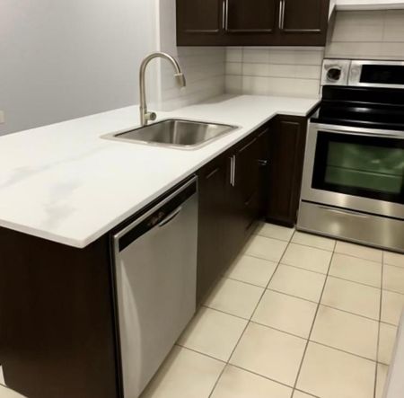 Appartement à louer - Brossard (Noms de rues (C)) Appartement à louer - Brossard (Noms de rues (C)) - Photo 2