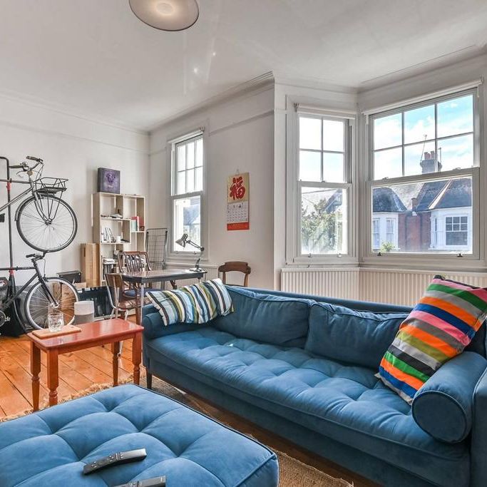 2 bedroom flat to rent - Photo 1