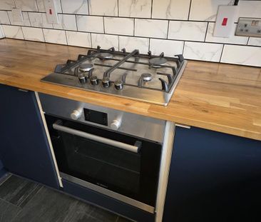 2 bedroom terraced house to rent - Photo 6