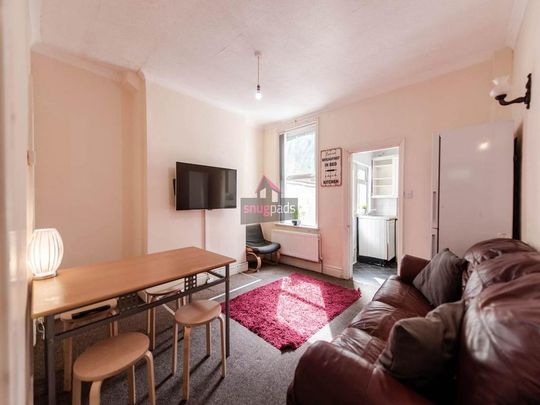 4 bedroom house to rent - Photo 1