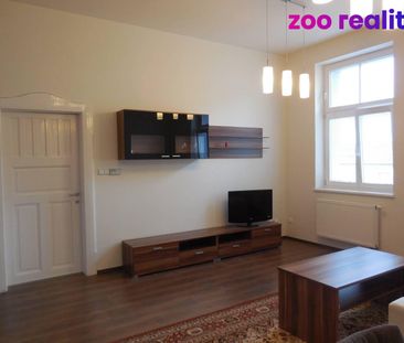 Pronájem bytu 2+kk 57 m², náměstí 1. Máje 95, Chomutov - Photo 1