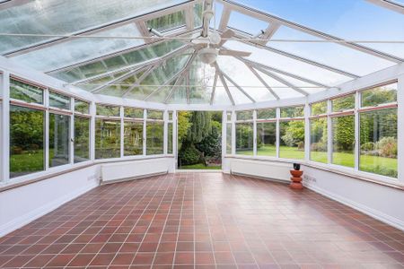 6 bedroom detached house to rent - Photo 4