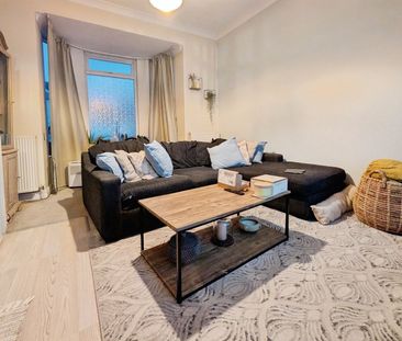 Arthur Road, SO15 - Photo 2