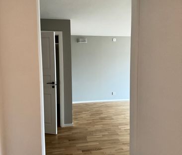 Västra Åsgatan, Eskilstuna - Photo 6