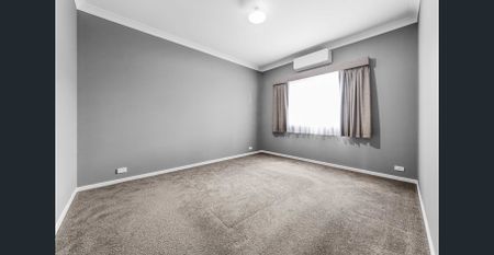 Modern, Low-Maintenance Living in the Heart of Lara. - Photo 3