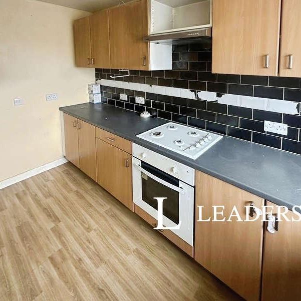 Heath Street; Chesterton;, ST5 - Photo 1