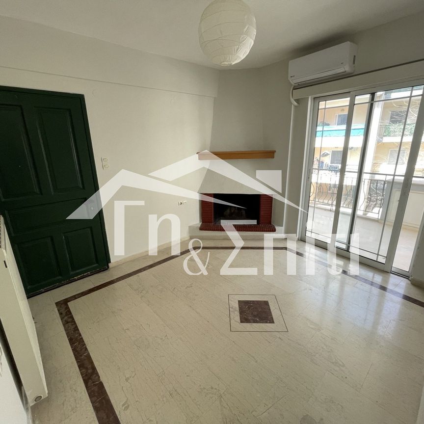 Διαμέρισμα προς ενοικίαση 350 € - Photo 1
