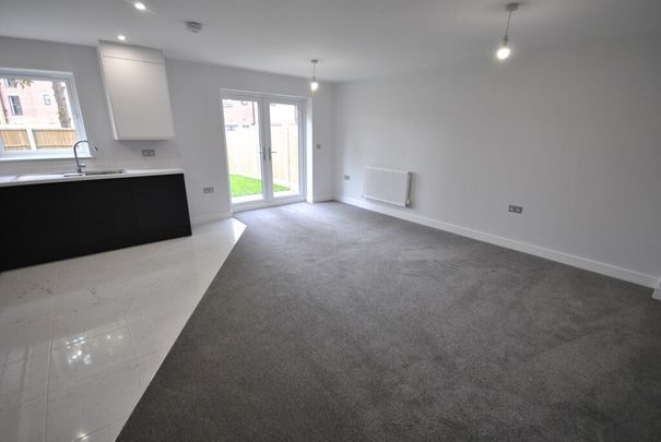 Olympus Close, Doncaster - Photo 1