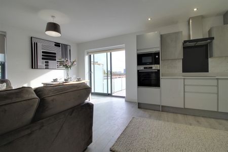 Bank Corner, Great Hampton Street, Jewellery Quarter, Birmingham - Photo 2