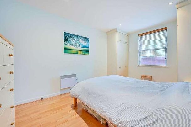 Grange Park, Ealing, W5 - Photo 1