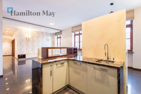 Elegancki Apartament na Ostatnim Piętrze | Centrum Miasta | 103,50 m2 | Luksus i Komfort - Фото 4