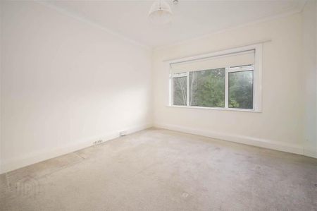 8 Marlborough Park Cross Avenue, Malone, Belfast, BT9 6HQ - Photo 3