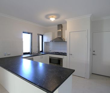 FANTASTIC OPPORTUNITY IN PRIME LOCATION! - Photo 5