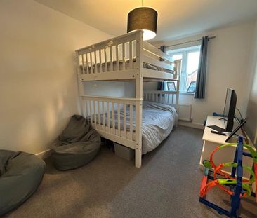 4 bedroom semi-detached house to rent - Photo 6