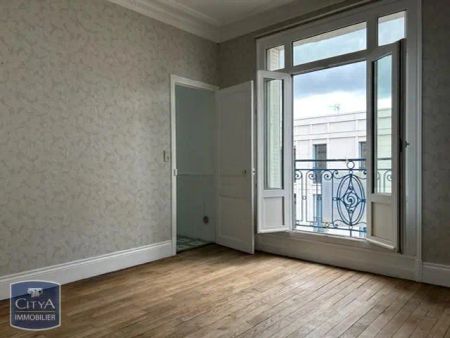 Appartement à louer 4 pièces 85.69m² - Photo 2
