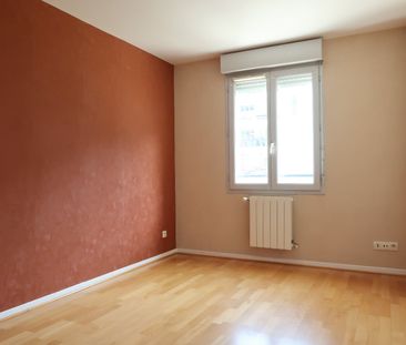 Location Appartement 3 pièces 64m² ST ETIENNE 42100 - Photo 4