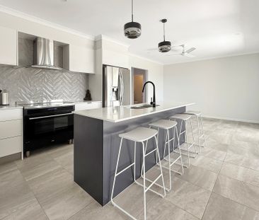 1 Bowie Avenue, - Photo 2