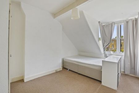 1 bedroom flat to rent - Photo 4