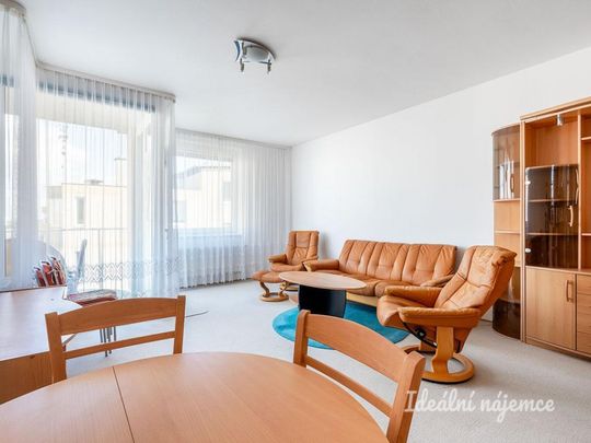 Pronájem bytu 3+kk 68 m2 - Fotografie 1