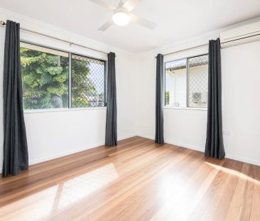 Stylish cottage in Brighton! - Photo 1