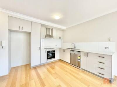 Low Maintenance 1x1 Unit - Photo 3