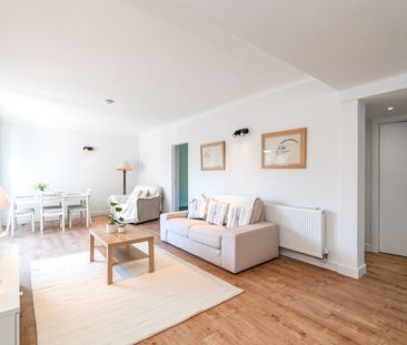 Renoir, St James Court, Serpentine Avenue, Ballsbridge, Dublin 4, D... - Photo 2