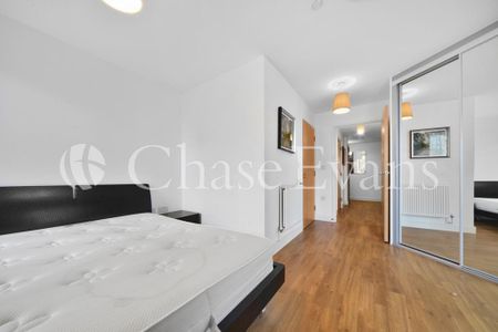 2 bedroom flat to rent - Photo 3