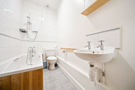 1F2, 66 Haymarket Terrace - Photo 5